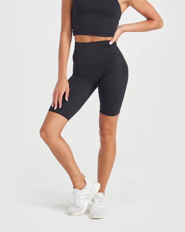 Core Trainer Tiffany Bike Shorts - Black