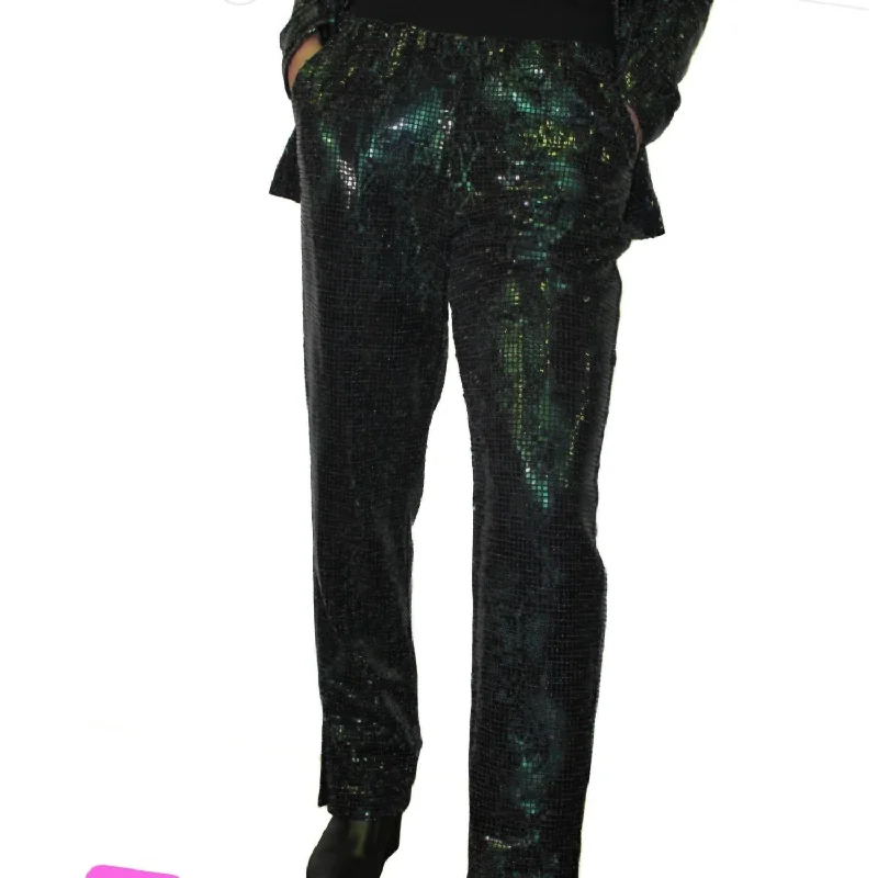 Emerald Glamour Cigarette Pant In Emerald Green