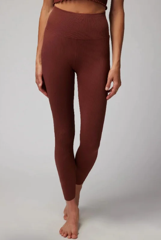 Love Sculpt Legging In Burgundy